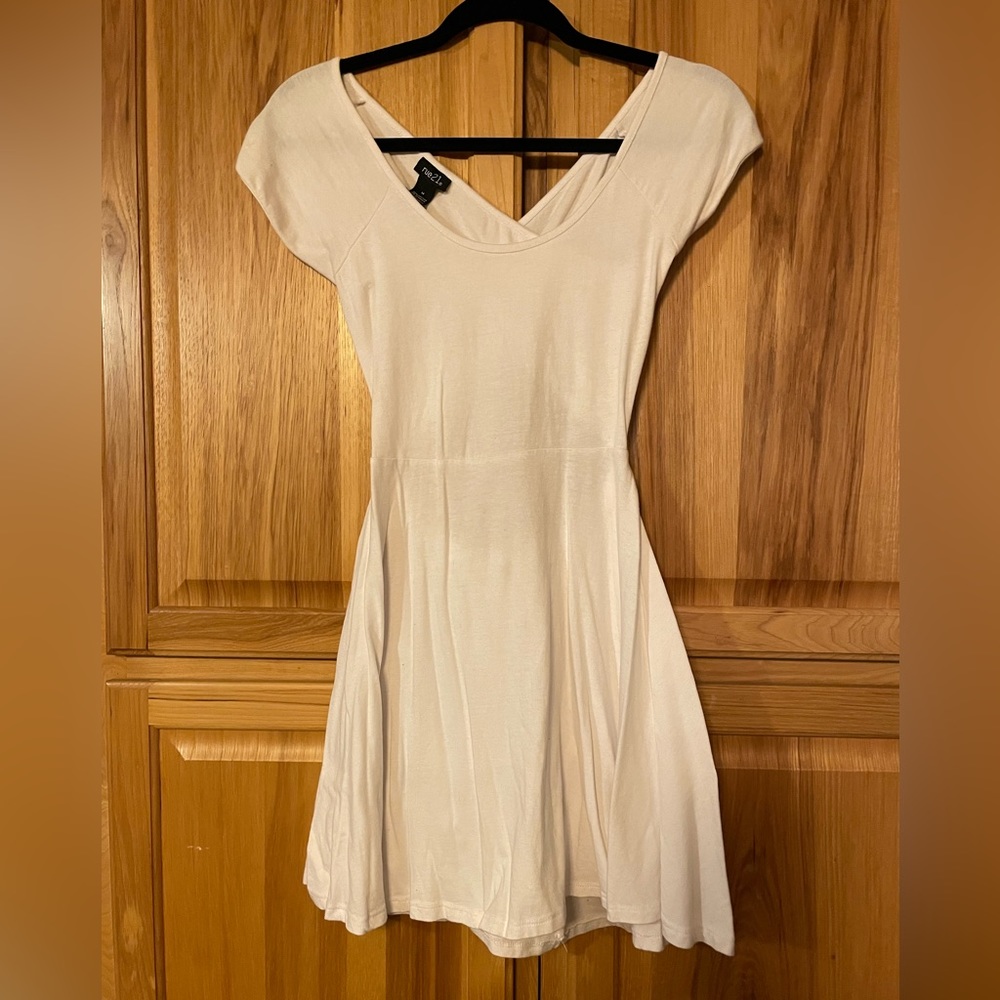 Women’s skater dress - back cut out - white - rue21 - size medium